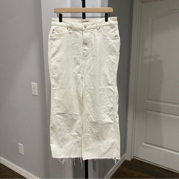 DL1961 Asra Maxi Skirt Ivory Cream Size 27 Front Slit Denim Jean Raw Hem - Picture 2 of 12